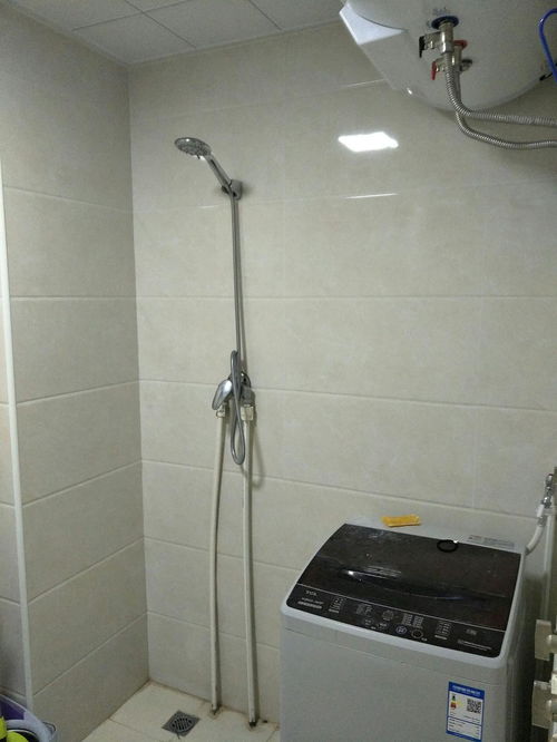 转租房山线稻田回迁楼大开间，无中介费，宠物友好配备衣架